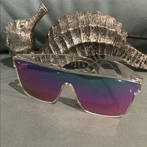 Neven Fidelity Sunglasses